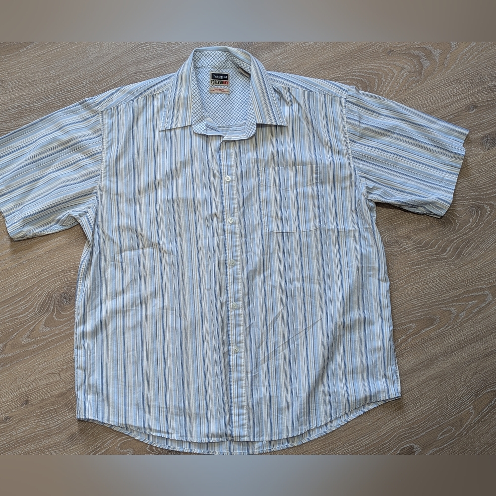 Haggar Forever New Fade Resistant Striped Button-Down Short Sleeve‎ Casual Shirt